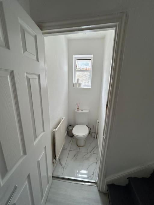 East London 2 Bedroom Flat Esterno foto