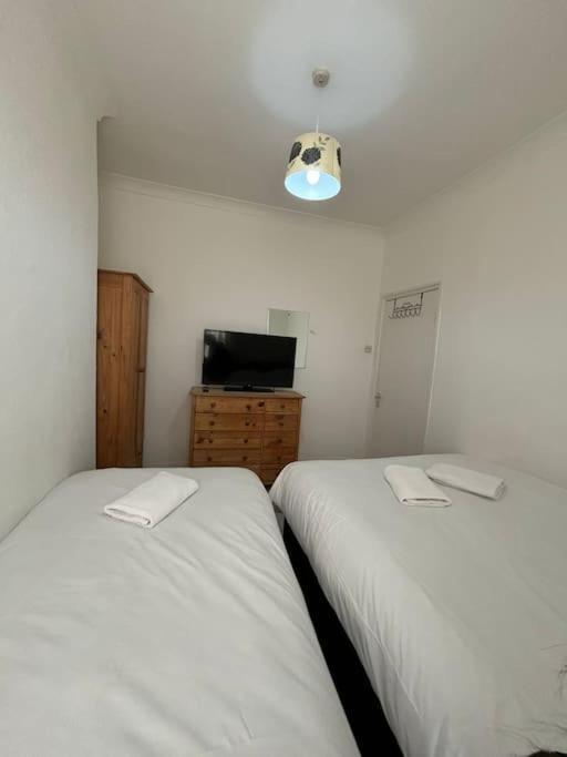 East London 2 Bedroom Flat Esterno foto